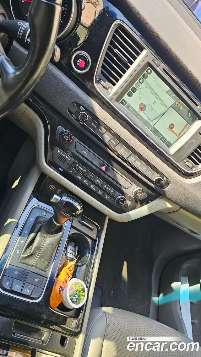 Kia Carnival 2014 thumb 5