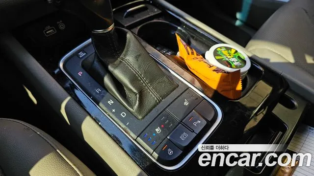 Kia Carnival 2014 thumb 7