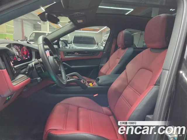 Porsche Cayenne 2025 thumb 7