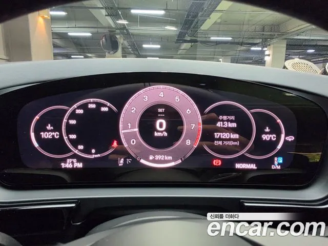 Porsche Cayenne 2025 thumb 10