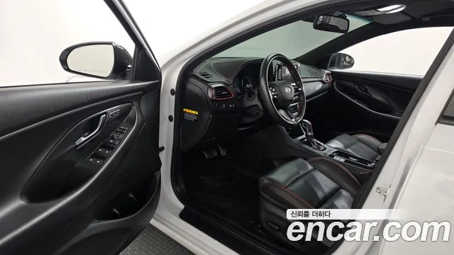 Hyundai i30 2019 thumb 10