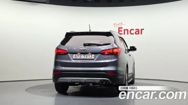 Hyundai Santa Fe 2014 thumb 4