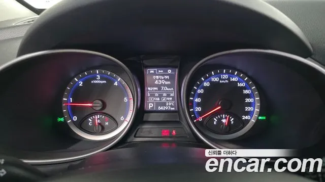 Hyundai Santa Fe 2014 thumb 8