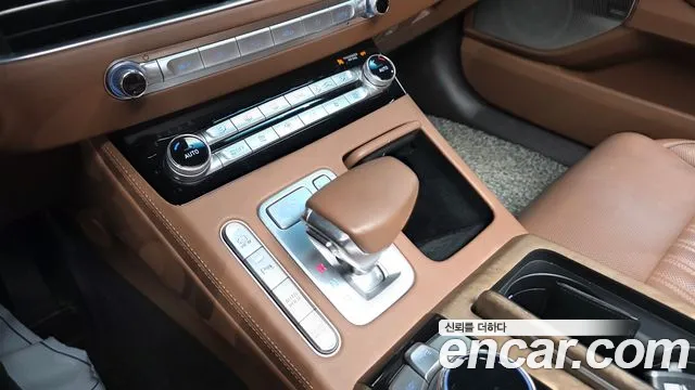 Genesis G90 2021 thumb 9