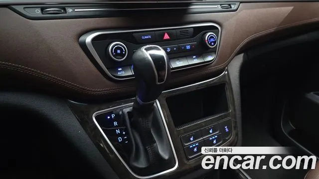 Hyundai Starex 2020 thumb 9