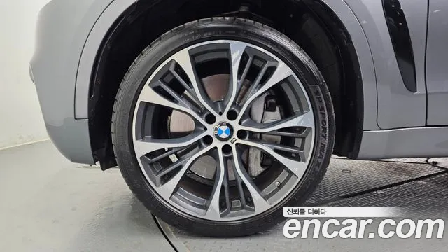 BMW X6 2018 thumb 5