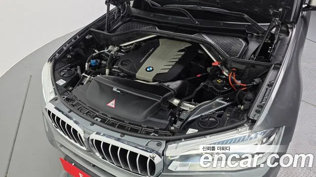 BMW X6 2018 thumb 6