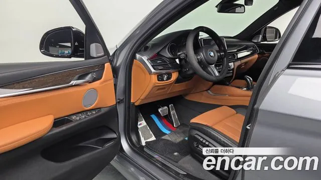 BMW X6 2018 thumb 10