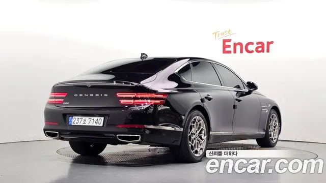 Genesis G80 2023 thumb 2