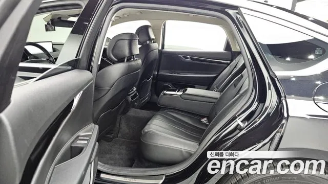 Genesis G80 2023 thumb 11