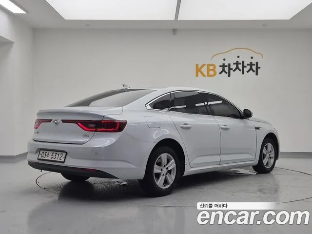 Renault-KoreaSamsung Megane 2017 thumb 4