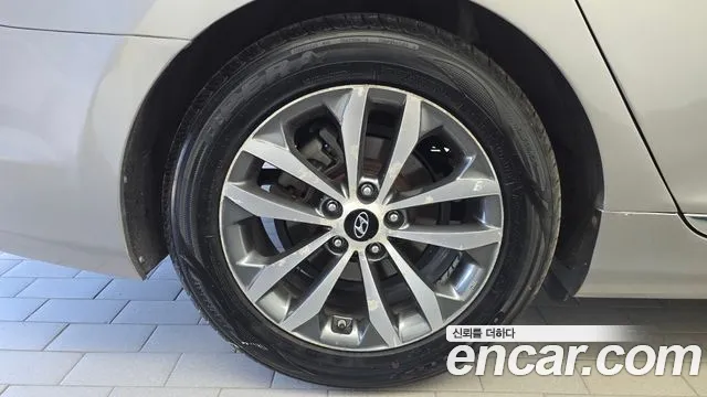 Hyundai Grandeur 2011 thumb 5