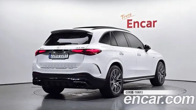 Mercedes-Benz GLC 2024 thumb 2