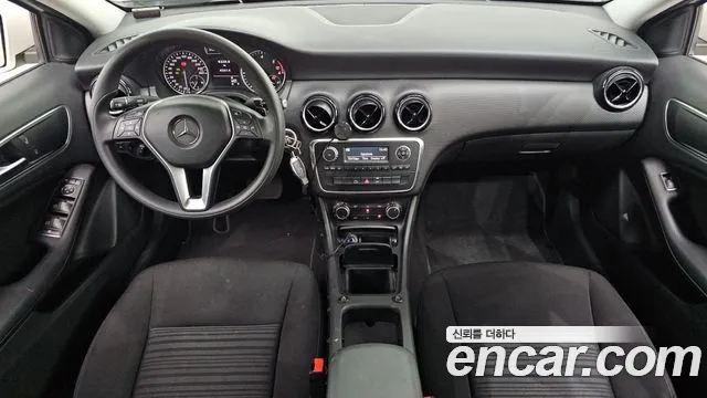 Mercedes-Benz A-Класс 2014 thumb 7