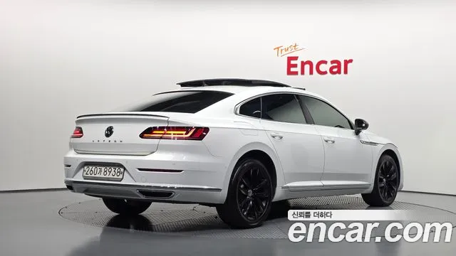 Volkswagen Arteon 2019 thumb 2