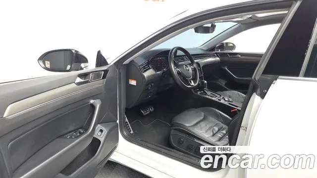 Volkswagen Arteon 2019 thumb 10