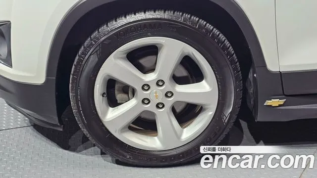 ChevroletGMDaewoo Tracker 2014 thumb 5