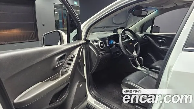 ChevroletGMDaewoo Tracker 2014 thumb 10