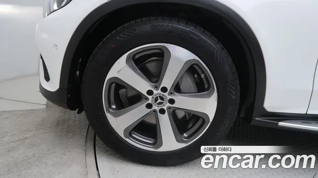 Mercedes-Benz GLC 2019 thumb 5