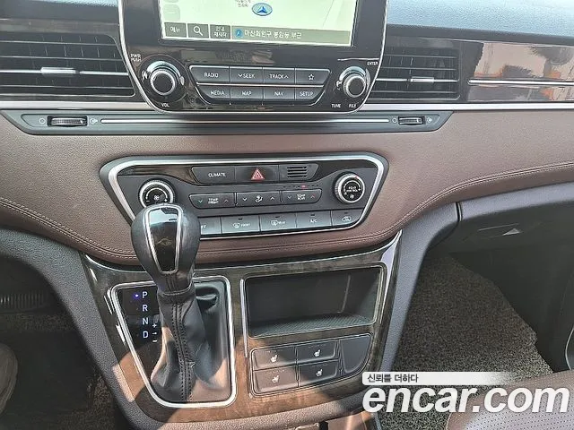 Hyundai Starex 2018 thumb 9