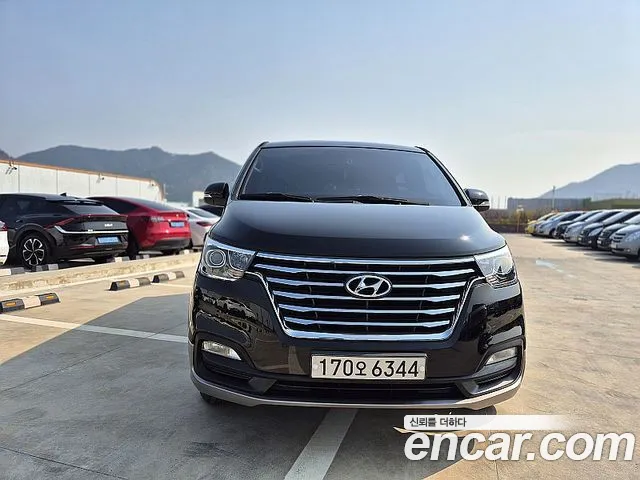 Hyundai Starex 2018 thumb 11