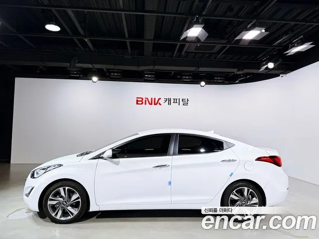 Hyundai Avante 2015 thumb 3