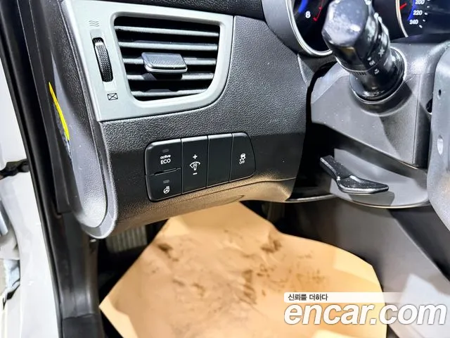 Hyundai Avante 2015 thumb 9