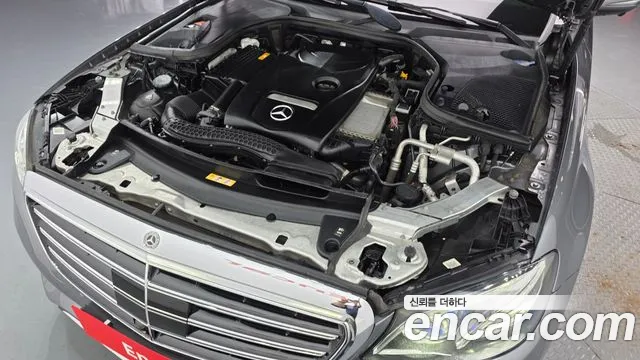 Mercedes-Benz E-Класс 2020 thumb 6