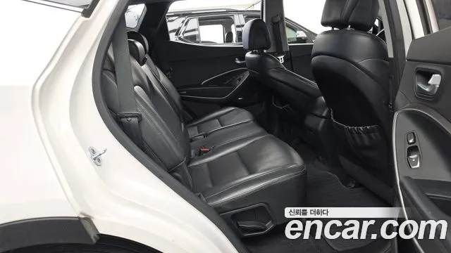 Hyundai Santa Fe 2012 thumb 12