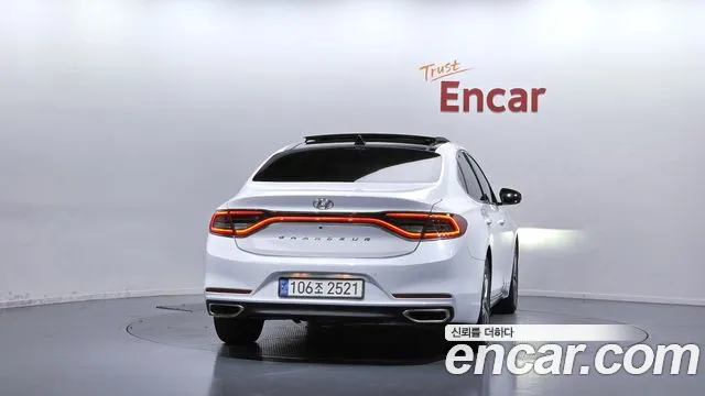 Hyundai Grandeur 2017 thumb 4