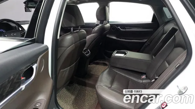 Hyundai Grandeur 2017 thumb 11