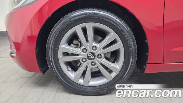 Hyundai Avante 2015 thumb 4