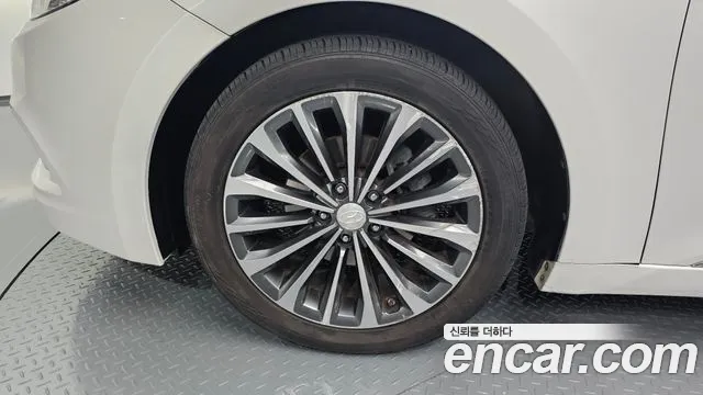 Hyundai Grandeur 2013 thumb 4