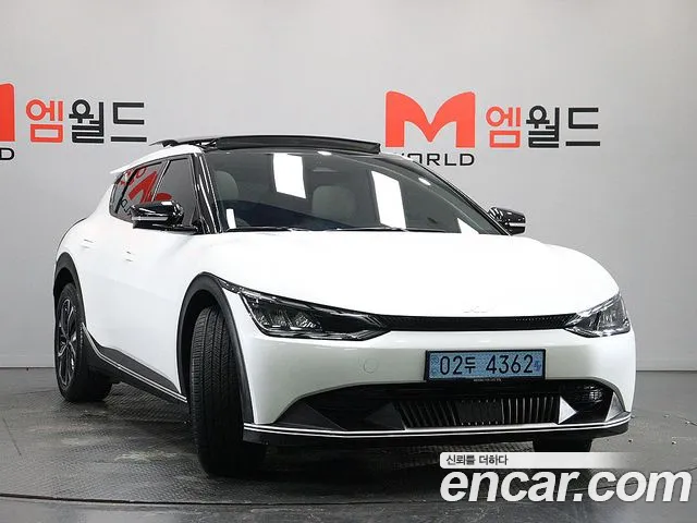 Kia EV6 2021 thumb 2
