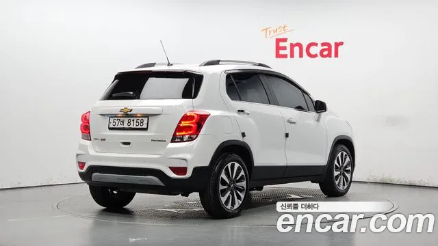 ChevroletGMDaewoo Tracker 2019 thumb 2