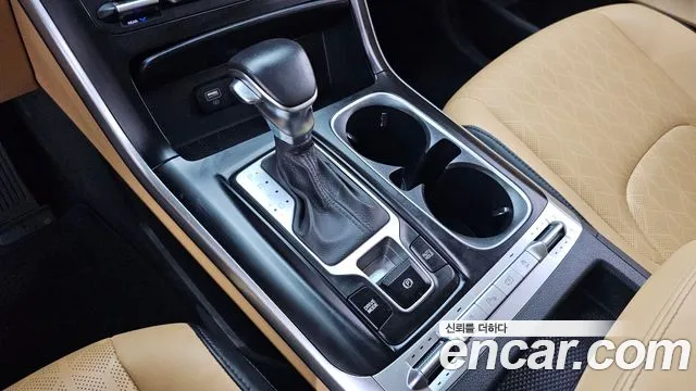 Kia Carnival 2021 thumb 9