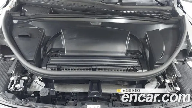 Mercedes-Benz EQE 2023 thumb 6
