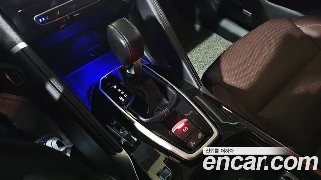 Renault-KoreaSamsung Koleos 2020 thumb 9