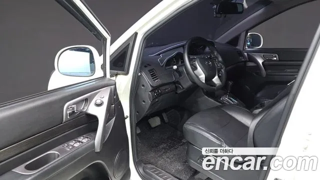 KG_Mobility_Ssangyong KORANDO 2017 thumb 11