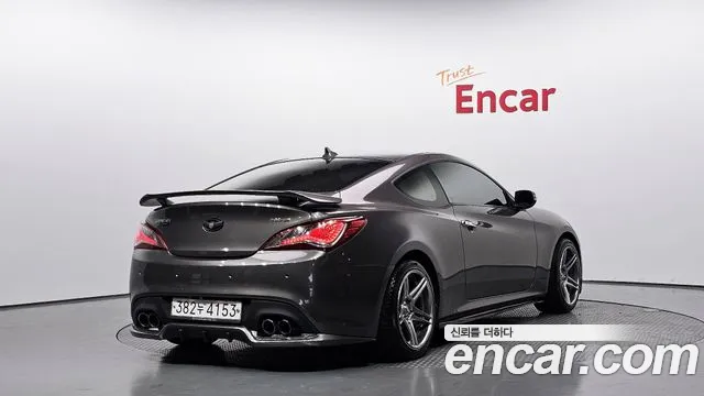 Hyundai Genesis 2012 thumb 2