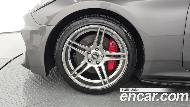 Hyundai Genesis 2012 thumb 5