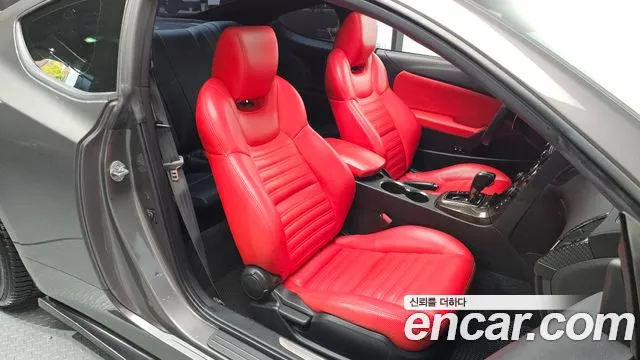 Hyundai Genesis 2012 thumb 10
