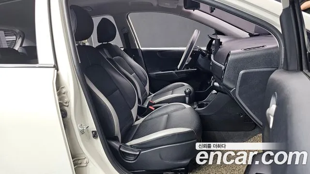 Kia Morning 2018 thumb 11