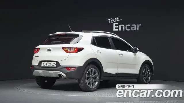 Kia Stonic 2018 thumb 2