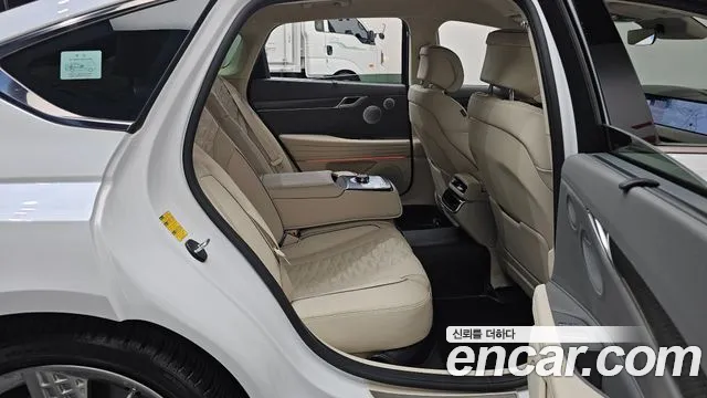 Genesis G80 2024 thumb 11