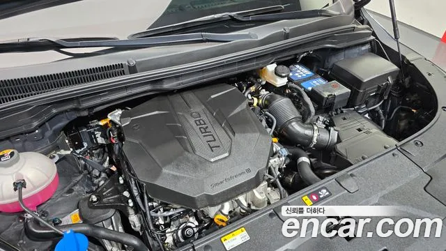 Kia Carnival 2023 thumb 6