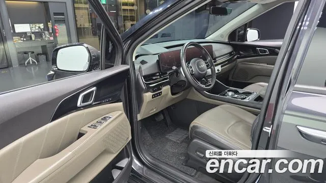Kia Carnival 2023 thumb 10