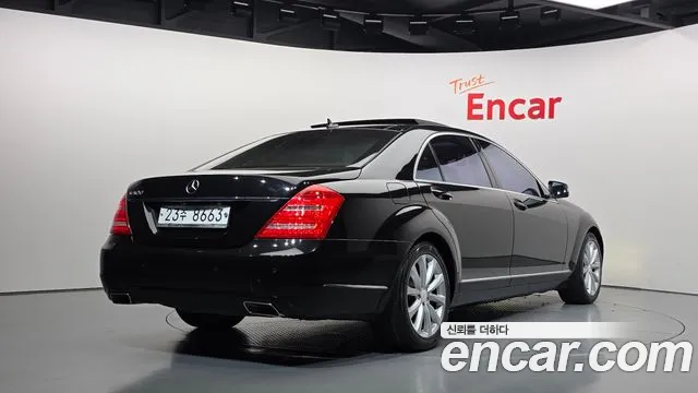 Mercedes-Benz S-Класс 2010 thumb 2