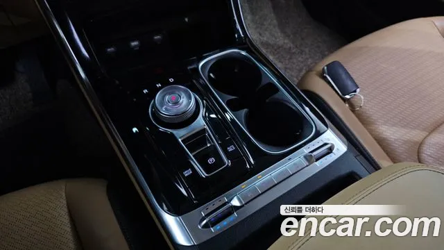 Kia Carnival 2021 thumb 9