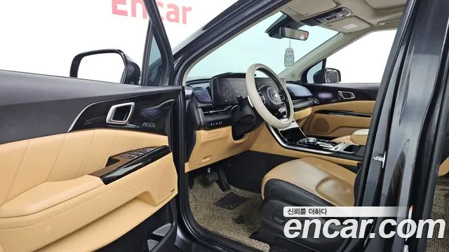 Kia Carnival 2021 thumb 10